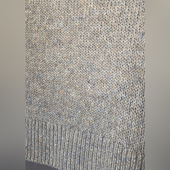 Banana Republic and Ann Taylor top set - Picture 2 of 6